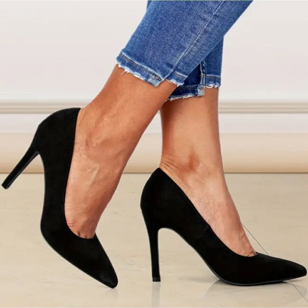 A.NEW. DAY POINTED TOE HIGH HEEL STILETTO SUEDE PUMP